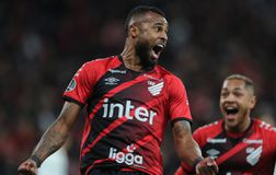 Ο τεχνικός διευθυντής της Ατλέτικο Παραναένσε στο Sportal για ΑΕΚ και Σαντάνα