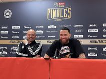 Ο Μάικ Τζέιμς έδωσε απάντηση για το μέλλον του!