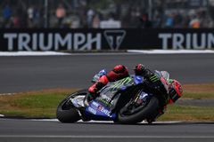 Η Yamaha ετοιμάζει το δημόσιο ντεμπούτο του κινητήρα V4