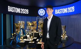 Η Ίντερ ανακοίνωσε την ανανέωση του Μπαστόνι μέχρι το 2028