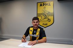 Παίκτης του Άρη για δυο χρόνια ο Τζούρασεκ - «Στόχος μας τη νέα σεζόν η τετράδα»