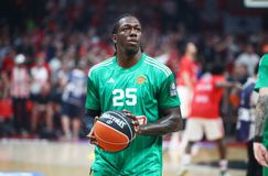 Ο Κέντρικ Ναν στο Grand Prix της Formula 1 στο Σίλβερστον - Το μήνυμα στους φίλους του Παναθηναϊκού (vid)