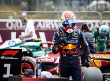 Φερστάπεν: «Δύσκολο να προβλέψω τι θα γίνει στον αγώνα, φοβερή πίστα το Σίλβερστον»