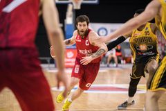 Εξετάζει τον Τάιλερ Πέρσονς ο Απόλλων Πατρών