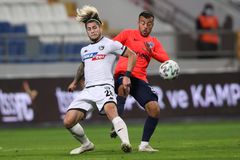 Η ΑΕΛ, ο εξτρέμ που ψάχνει και η περίπτωση Σαγκάλ