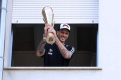 Το συγκινητικό βίντεο του Πολονάρα που τον προπονεί ο μικρός γιος του (vid)