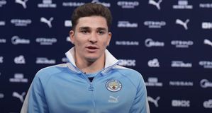 Ο Άλβαρες κάνει λίγο πιο... ανώδυνη την απουσία του Ντε Μπρόινε