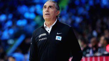 Το χειροκρότημα στον Σέρτζιο Σκαριόλο, στην συνέντευξη τύπου (vid)