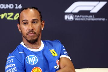 Ο Χάμιλτον στη μεγαλύτερη «κρίση» της καριέρας του, η κυριαρχία της McLaren και ο αγωνιζόμενος Φερστάπεν