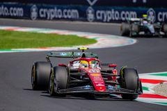 Ο Χάμιλτον στην κορυφή του FP1 της Μόντσα, 1-2 για τη Ferrari