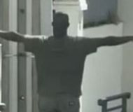 Πρώην διεθνής ποδοσφαιριστής εισήχθη σε ψυχιατρική κλινική μετά από επεισόδιο έξω από δημοτικό σχολείο