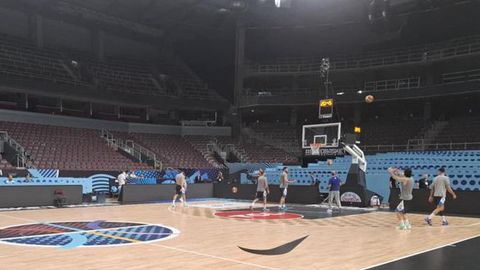 Τα πλάνα της ΕΟΚ από την πρώτη προπόνηση στη Riga Arena