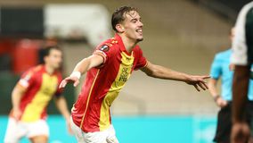 Οι οπαδοί της Γκόου Αχέντ Ιγκλς τύπωσαν το όνομα του Σμιτ σε φανέλες του Παναθηναϊκού (pic)