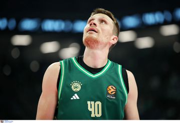 Το πρώτο καλάθι του Γκριγκόνις σχεδόν έναν χρόνο μετά τον τραυματισμό του (vid)