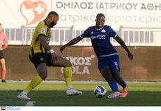 Αναγκαστική αλλαγή ο Μουκουντί, ανησυχία στην ΑΕΚ (vid)