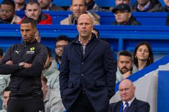 Σλοτ για Ίσακ και το μη δοθέν πέναλτι: «Η Premier League έχει διαφορετικά στάνταρ»