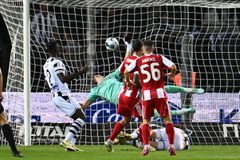 Αναγκαστική αλλαγή ο Παβλένκα στο ημίχρονο του ΠΑΟΚ - Ολυμπιακός