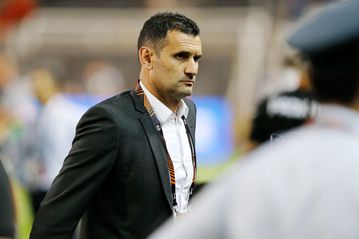 Καρυπίδης προς τους παίκτες μετά τη νίκη με τον Ολυμπιακό: «Δείξατε ότι έχετε κάτι α@@@@α τέτοια»