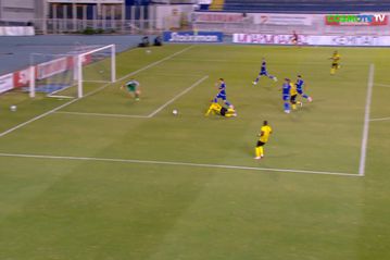 Ο Μάριν από τα έντεκα βήματα έκανε στις καθυστερήσεις το 3-2 για την ΑΕΚ απέναντι στην Κηφισιά