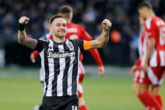 H παράδοση του Ζίβκοβιτς στα παιχνίδια κόντρα στον Ολυμπιακό