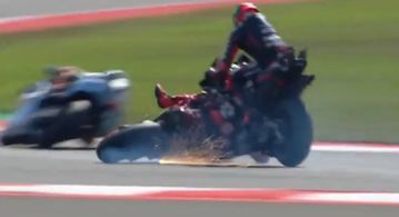 Άσχημη πτώση για Μαρκ Μάρκεθ και Μπετζέκι στο GP της Ινδονησίας (vid)