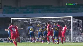 Περίπατο η Μόντσα με εκπληκτικό Κυριακόπουλο (vid)