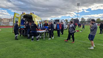 Σοκ στην Κοζάνη: Κατέρρευσε ο προπονητής τερματοφυλάκων της Λάρισας - Υπέστη ανακοπή καρδιάς και μεταφέρθηκε στο νοσοκομείο