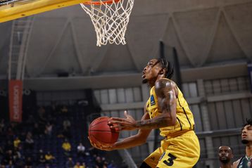 Κυρίαρχος ο Άρης για 35 λεπτά - Νίκησε με άγχος στο τέλος την Σλασκ