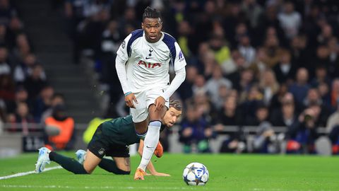 Αυτός είναι ο παίκτης της Premier League που απειλήθηκε με όπλο από ατζέντη