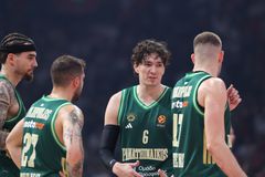 Επιτακτική η ανάγκη για σέντερ, αλλά και για αλλαγή προσέγγισης