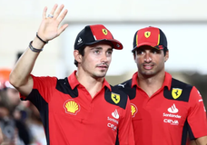 Ο Λεκλέρ είναι μία «ανάσα» από το deal με τη Ferrari, εμπόδια για τον Σάινθ