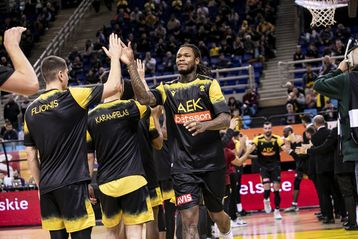 Η βαθμολογία του ομίλου της ΑΕΚ: Πρώτη, αήττητη και στους 16 η Ένωση
