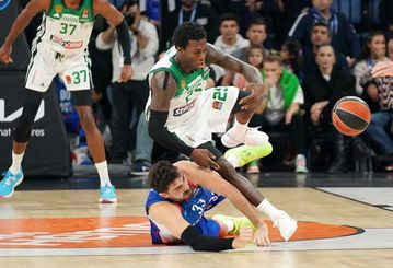 «Τρικλοποδιά» στην Πόλη για τον Παναθηναϊκό AKTOR από λάθη και χαμένα ριμπάουντ