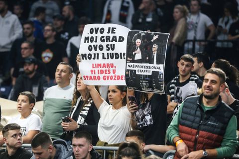 Ο κόσμος αποθέωνε τον Ομπράντοβιτς, ο Μαρίνκοβιτς κράτησε τον εκνευρισμένο Ουάσινγκτον