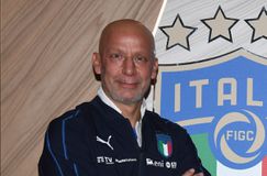 Η Γένοβα τίμησε τον Βιάλι με ένα συγκινητικό βίντεο στην κεντρική πλατεία (vid)