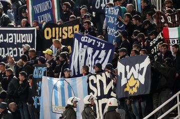 Η Λάτσιο καταδίκασε το περιστατικό με τον Ουμτιτί: «Οι οπαδοί μας δεν είναι ρατσιστές»