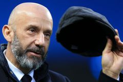 Η συγκινητική φωτογραφία της συζύγου του Μιχαΐλοβιτς με τον Σίνισα και τον Βιάλι: «Ξέρετε πόσα παιχνίδια υπάρχουν εκεί πάνω»