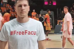 Free Facu: Οι παίκτες του Ερυθρού Αστέρα απαιτούν... δικαιοσύνη