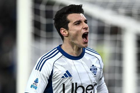 Με απόλυτο πρωταγωνιστή τον Δουβίκα, η Κόμο συνέτριψε την Πίζα και ονειρεύεται Champions League!