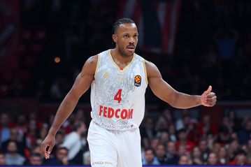 ΜΟΝΑΚΟ - ΠΑΡΤΙΖΑΝ