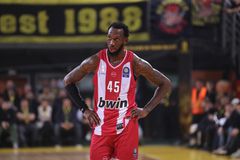 Αυτή είναι η... ενδεκάδα του Ολυμπιακού για το ματς με τη Φενέρμπαχτσε - Ποιοι έμειναν εκτός