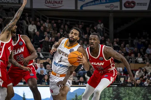 Ήττα στη Γαλλία για τον Προμηθέα που όμως κρατάει την ελπίδα για την πρόκριση