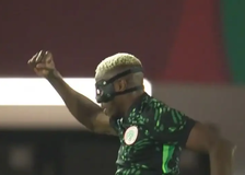 Ένταση ανάμεσα σε Όσιμεν και Λούκμαν παρά την άνετη νίκη της Νιγηρίας