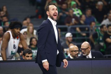 Ποέτα: «Περήφανος για τους παίκτες μου - Παλέψαμε σε μια δύσκολη έδρα»