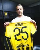 Ο Βάργκα άφησε στην ΑΕΚ τον αγαπημένο του αριθμό στην φανέλα (vid)