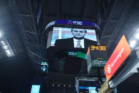 Συγκίνηση στο ΟΑΚΑ: Ο Παναθηναϊκός τίμησε τη μνήμη του Γιώργου Παπαδάκη