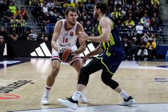 «Πάλεψε» στην Κωνσταντινούπολη ο Ολυμπιακός αλλά πληγώθηκε από την άμυνα στο φινάλε