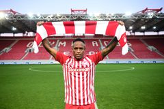 Καμπράλ: «Ευχαριστώ τον Ολυμπιακό για την ευκαιρία, θα δώσω τα πάντα για την ομάδα»