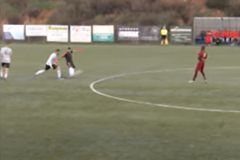 Τερματοφύλακας στα τοπικά της Κρήτης έβαλε γκολ πίσω από το κέντρο