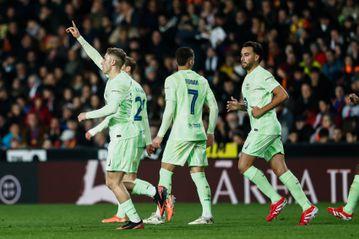 Διέλυσε με πεντάρα τη Βαλένθια η Μπαρτσελόνα και πέρασε στους «4»!